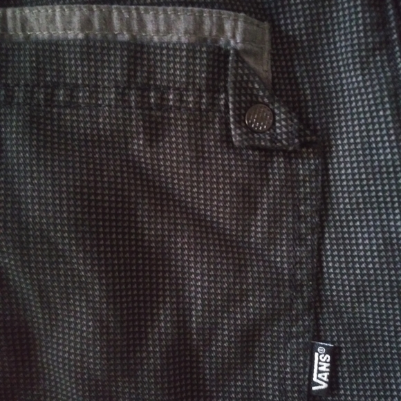 !Sale! NWOT Vans Shorts - Picture 5 of 5